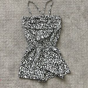 Bebe cheetah print romper with optional straps Size M